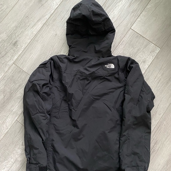 The North Face Womens Hyvent Jacket - Picture 11 of 16